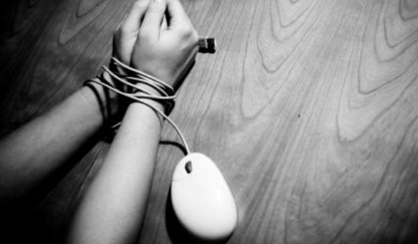 Dependența versus codependență" la Săveni Dependența versus codependență" la Săveni