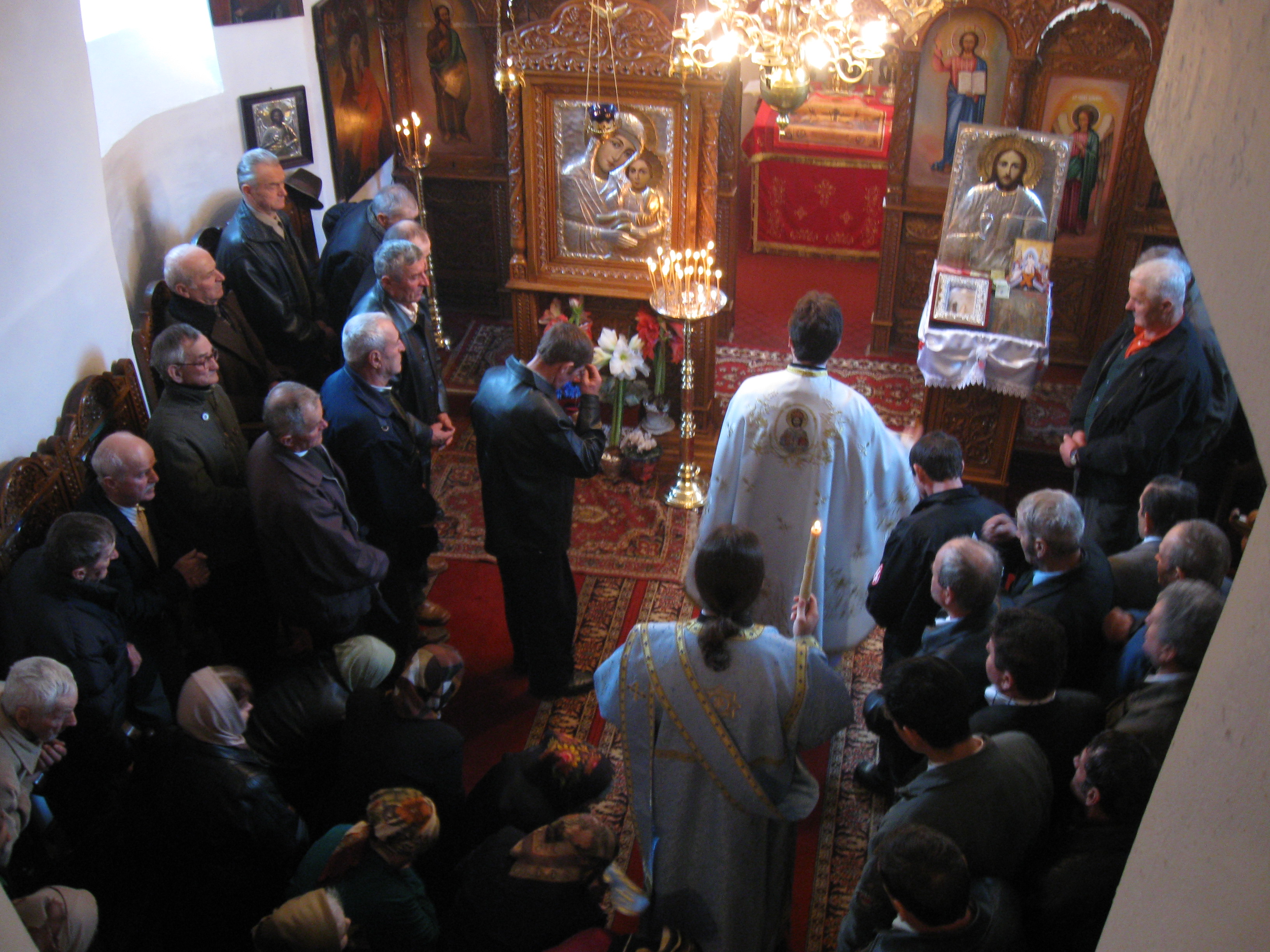 Ședințe preoțești în Arhiepiscopia Iașilor și în Episcopia Hușilor Ședințe preoțești în Arhiepiscopia Iașilor și în Episcopia Hușilor
