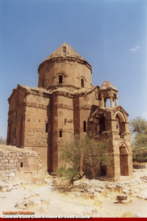 Turcia va permite redeschiderea vechii biserici armenești a Sfintei Cruci, Insula Akdamar