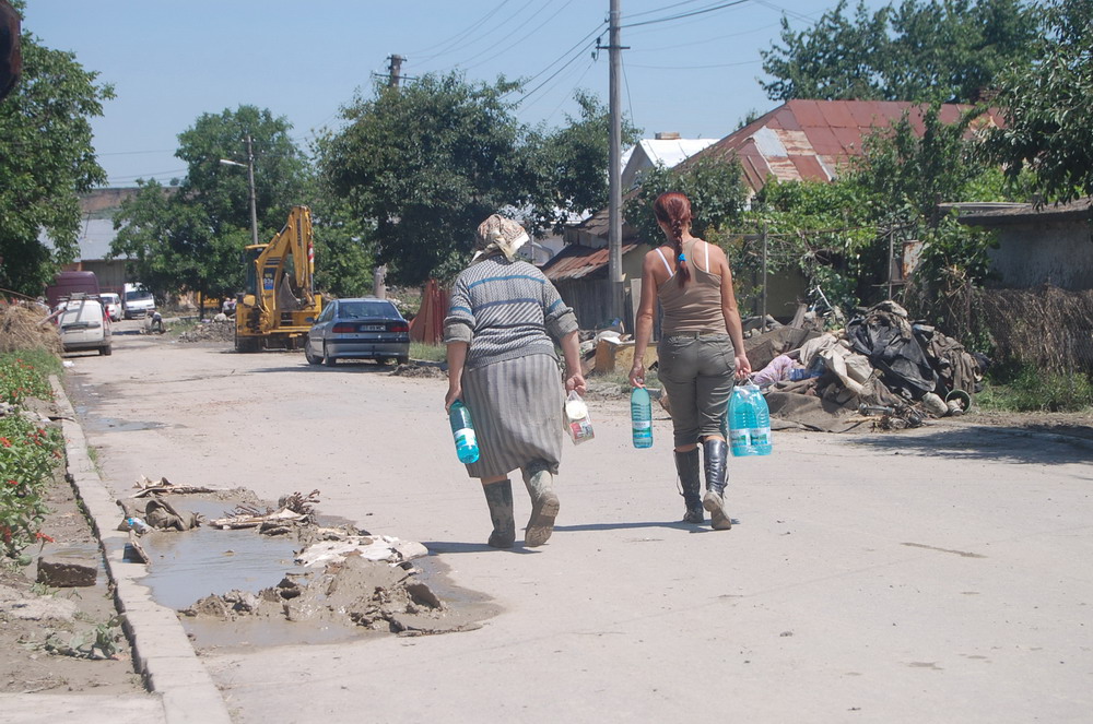 Dorohoiul, la patru zile după dezastru Dorohoiul, la patru zile după dezastru