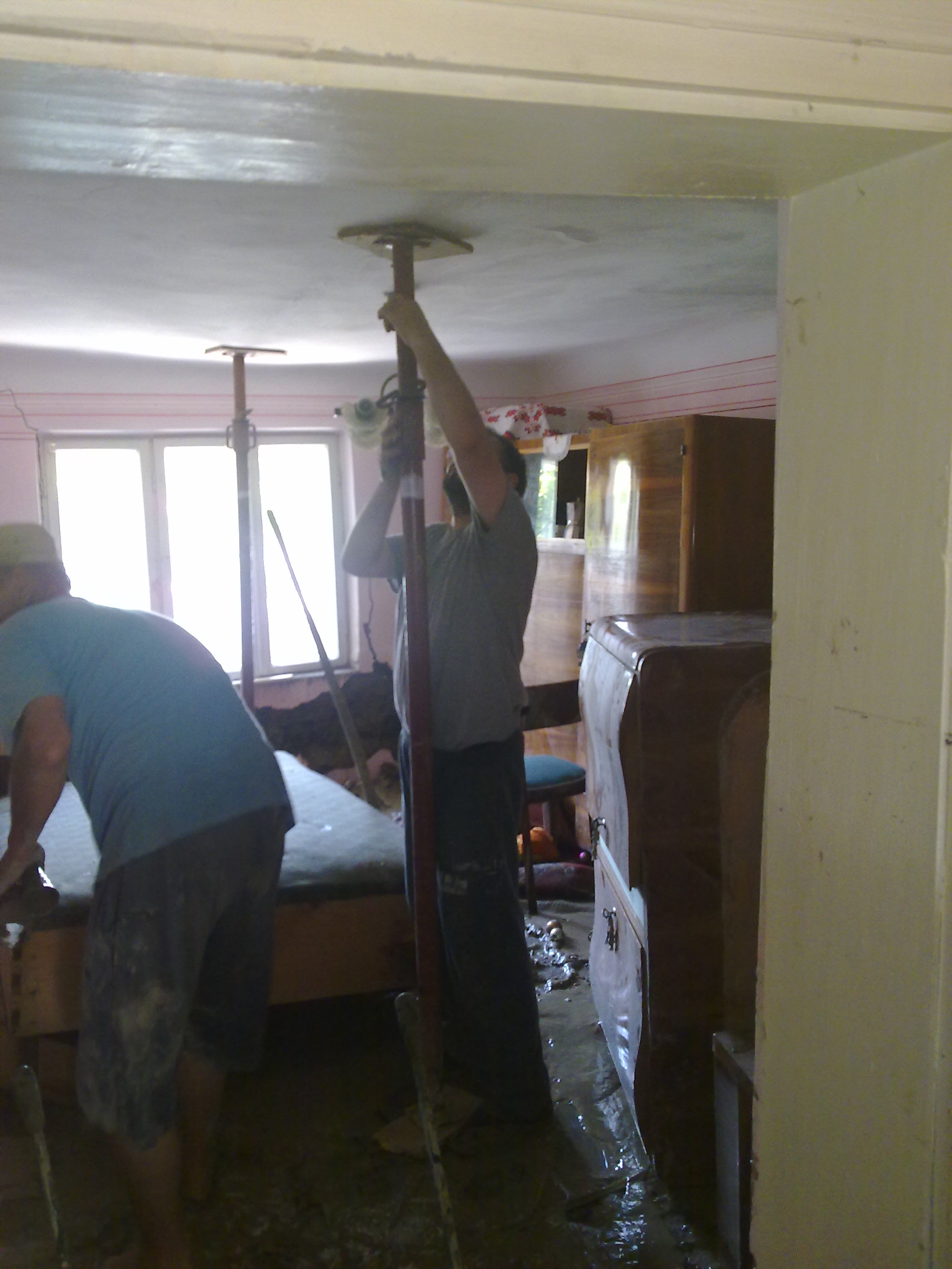 ATOR - filiala Botoșani, alături de sinistrații din Dorohoi ATOR - filiala Botoșani, alături de sinistrații din Dorohoi