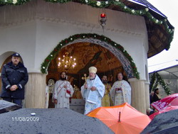 Pelerinaj la Mănăstirea Hadâmbu, chiar și pe ploaie