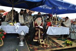 Sfințirea locului de biserică din parohia Mărgineni II Sfințirea locului de biserică din parohia Mărgineni II