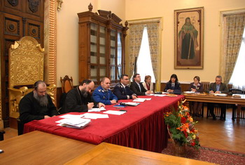 Conferință de presă dedicată hramului Sfintei Parascheva (2010) Conferință de presă dedicată hramului Sfintei Parascheva (2010)