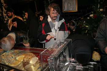 Sfânta Parascheva și Sfântul Maxim - rugători pentru pelerinii Iașilor (2010)