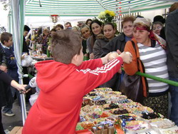 Parohiile ieșene, implicate în derularea hramului Sfintei Parascheva (2010) Parohiile ieșene, implicate în derularea hramului Sfintei Parascheva (2010)