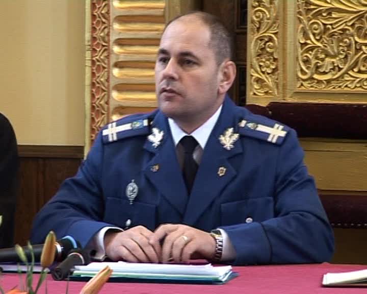 Loc. col. Mircea Tulică, comandantul Inspectoratului de Jandarmi Județean Iași - Despre rolul Jandarmeriei în desfășurarea Sărbătorilor Iașului (2010) Loc. col. Mircea Tulică, comandantul Inspectoratului de Jandarmi Județean Iași - Despre rolul Jandarmeriei în desfășurarea Sărbătorilor Iașului (2010)
