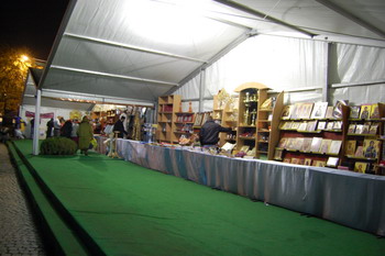 Obiecte de cult și cărți în pangarele Mitropoliei