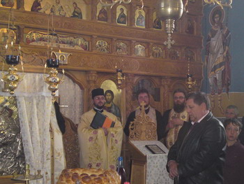 Instalarea noului paroh de la Orășeni Vale Instalarea noului paroh de la Orășeni Vale