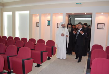 Preafericitul Părinte Patriarh a vizitat SC Antibiotice SA din Iași