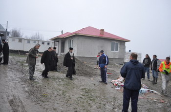 Mitropolitul Moldovei și Bucovinei i-a vizitat pe sinistrații din Dorohoi Mitropolitul Moldovei și Bucovinei i-a vizitat pe sinistrații din Dorohoi