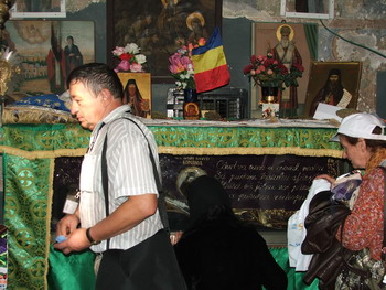 Pe urmele Sfântului Cuvios Ioan Iacob Hozevitul Pe urmele Sfântului Cuvios Ioan Iacob Hozevitul