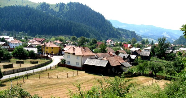 Bisericile „satului cu oameni frumoși“