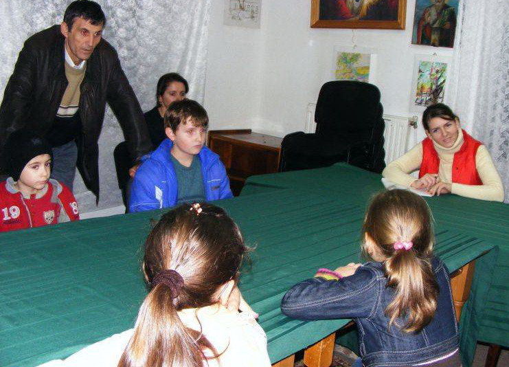 Curs gratuit de învățare a colindelor la Toma Cozma