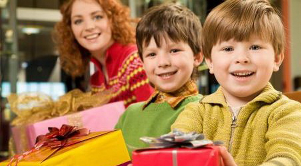 “Un dar de Sfântul Nicolae, de la cei mari pentru cei mici”