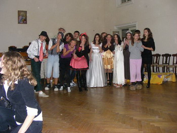 Piesă de teatru pentru copiii din Asociația "Special Additions" Piesă de teatru pentru copiii din Asociația "Special Additions"