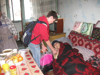 „Slujirea preotului în parohie înseamnă slujirea omului de lângă tine&quot;