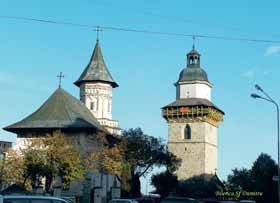 Lansare carte: “Turnul clopotniță al Bisericii «Sfântul Dumitru» din Suceava” Lansare carte: “Turnul clopotniță al Bisericii «Sfântul Dumitru» din Suceava”