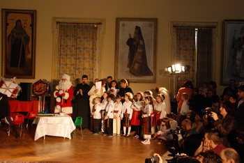 Serbarea Grădiniței “Buna Vestire” a Mitropoliei Moldovei și Bucovinei Serbarea Grădiniței “Buna Vestire” a Mitropoliei Moldovei și Bucovinei