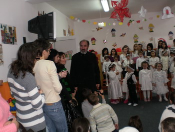 “Tradiții și obiceiuri de Moș Nicolae”