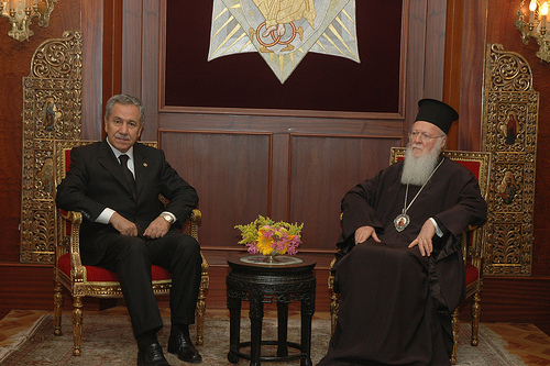 Întâlnire istorică între un ministru turc și Patriarhul Ecumenic