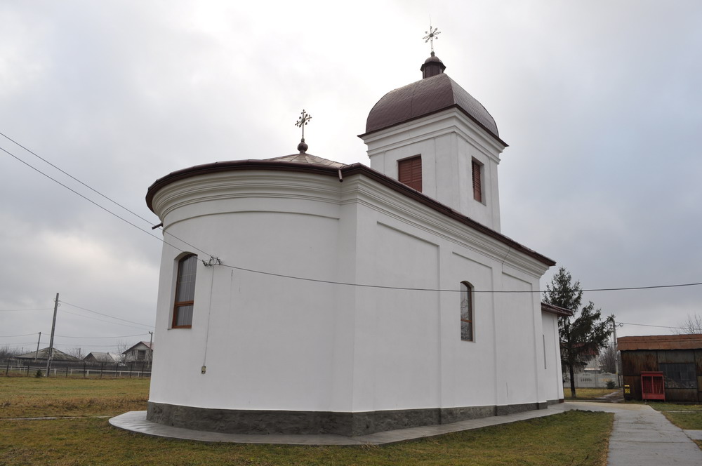 Două veacuri de existență a Bisericii „Sfântul Nicolae“