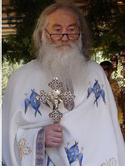 Părintele Iustin Pârvu a împlinit 92 de ani Părintele Iustin Pârvu a împlinit 92 de ani