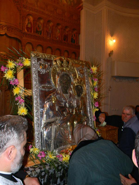 Icoana Maicii Domnului de la Trifeşti, pe Valea Trotuşului