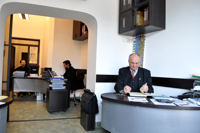 Compartimentul „Pelerinaje şi turism“, cu sediul în Bd. Ştefan cel Mare şi Sfânt, lângă Catedrala mitropolitană din Iaşi „Activitatea noastră presupune promovarea credinţei creştine“