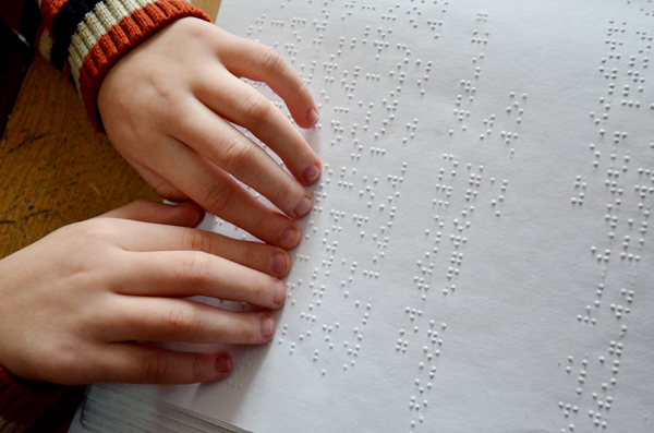 &quot;Copiii cu deficiențe de vedere mă întreabă cum arată raiul&quot;