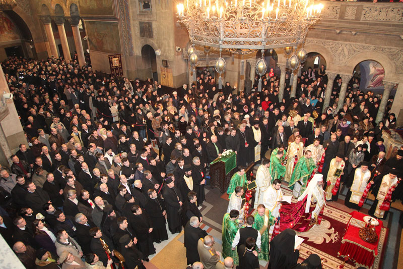 Pomenirea morţilor – iubire mai tare decât moartea