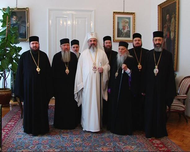 Patriarhul României: „Să ne ajute Bunul Dumnezeu să avem un nou Mitropolit la Cluj care să continue lucrarea frumoasă a IPS Bartolomeu” Patriarhul României: „Să ne ajute Bunul Dumnezeu să avem un nou Mitropolit la Cluj care să continue lucrarea frumoasă a IPS Bartolomeu”
