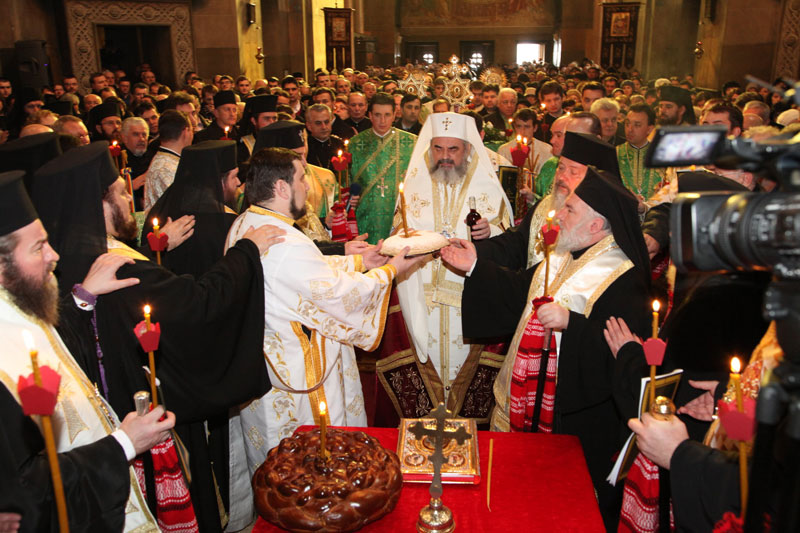 Pomenirea morţilor – iubire mai tare decât moartea