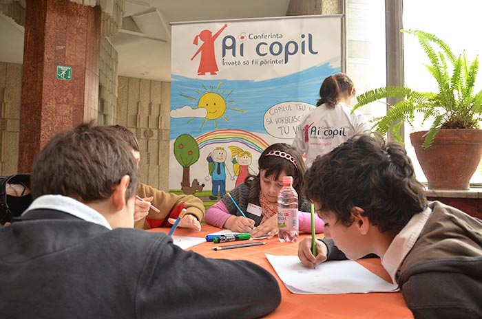 Conferinţa „Ai copil. Învaţă să fii părinte!“, lansată la nivel naţional