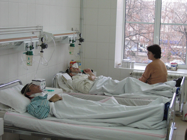 „Când elimini nişte servicii medicale spitaliceşti, trebuie să pui altele în loc“