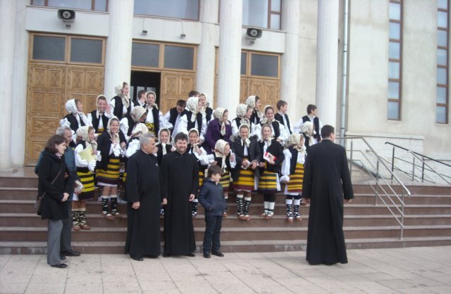 Concurs de eseuri la Parohia Sfântul Dimitrie cel Nou din Cluj-Napoca Concurs de eseuri la Parohia Sfântul Dimitrie cel Nou din Cluj-Napoca