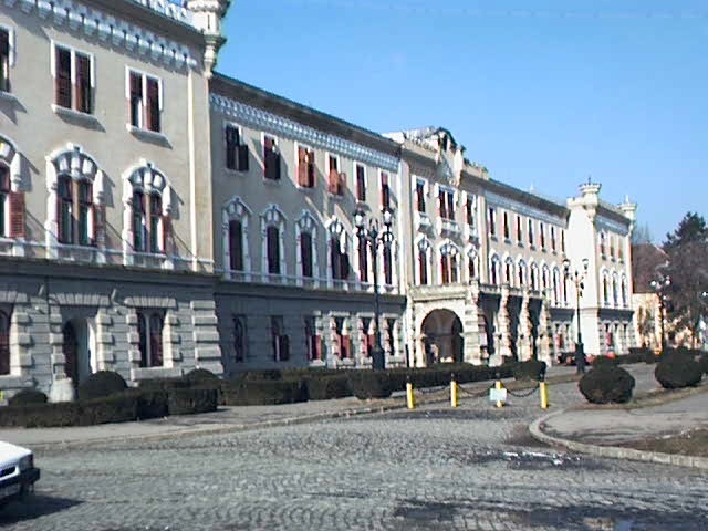 Expoziţia de pictură Simboluri creştine la Muzeul Naţional al Unirii din Alba Iulia