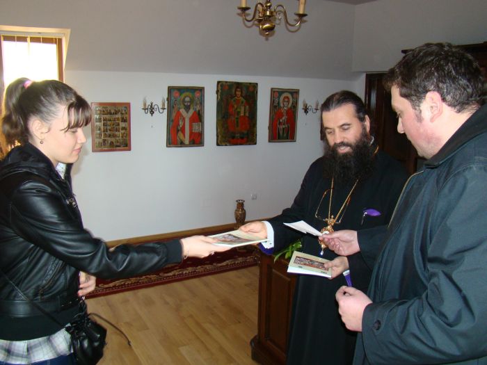 PS Părinte Sebastian i-a primit pe olimpicii fazei judeţene la disciplina Religie