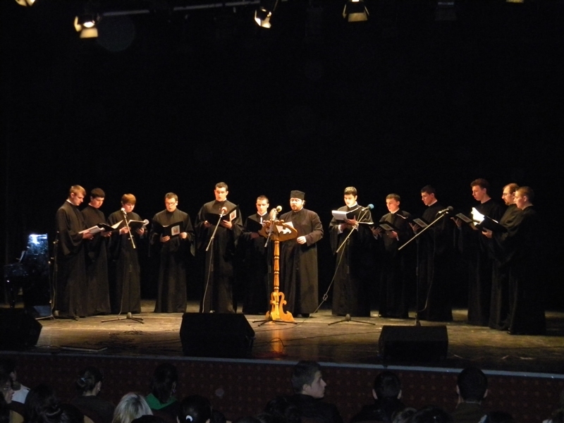 Spectacol caritabil şi expoziţie de icoane la Tulcea