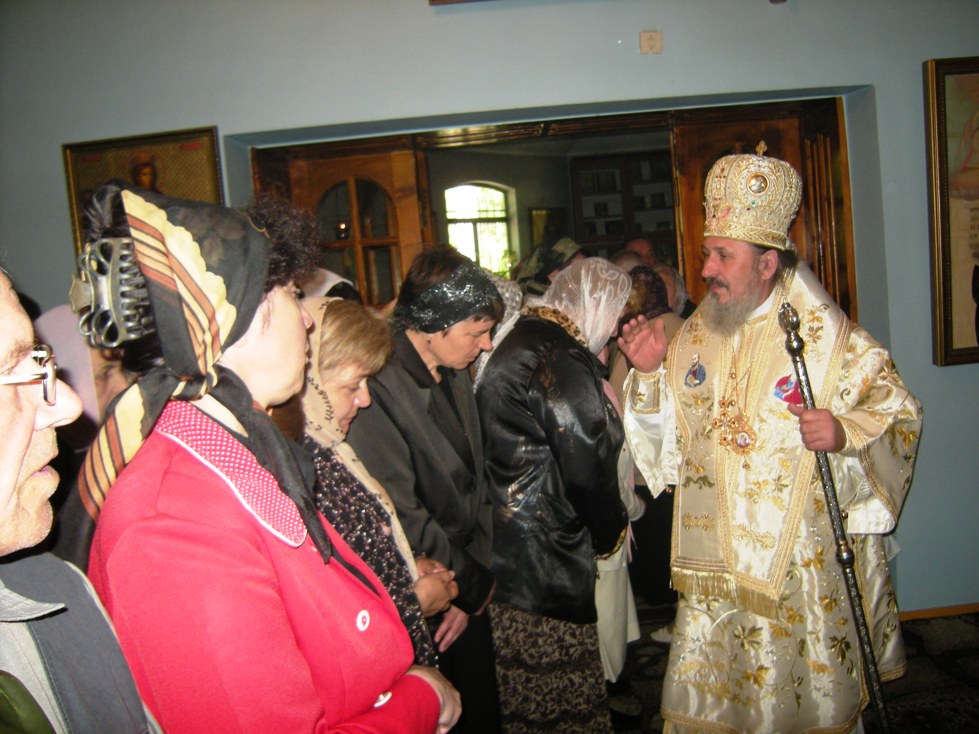 IPS Petru Păduraru: "Răbdarea ne asigură pacea şi liniştea sufletească" IPS Petru Păduraru: "Răbdarea ne asigură pacea şi liniştea sufletească"