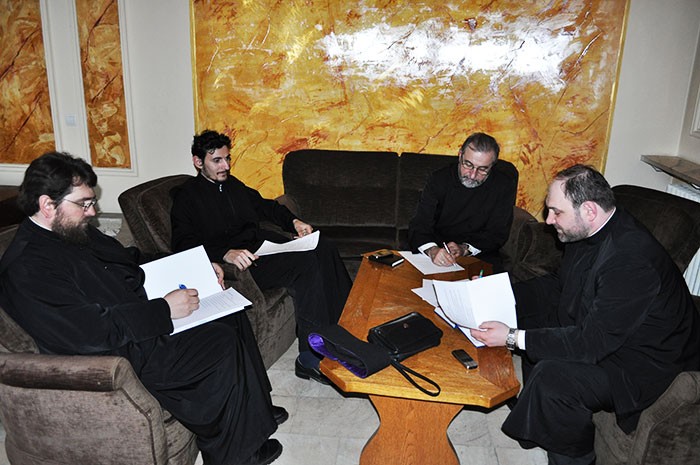 „Pregătirea mirilor pentru Taina Cununiei şi viaţa de familie“