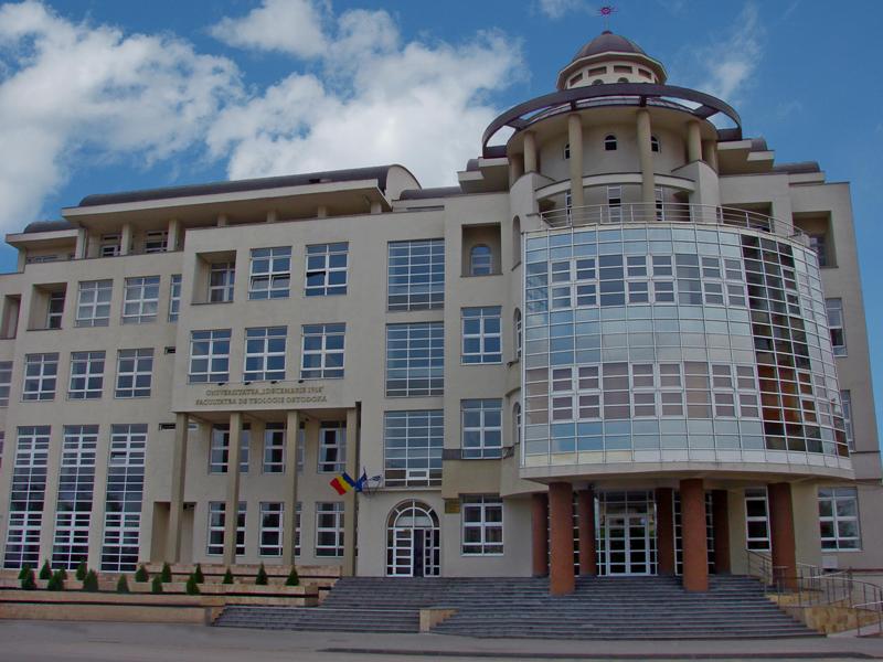 O nouă promoţie de studenţi absolvenţi la Facultatea de Teologie Ortodoxă din Alba Iulia