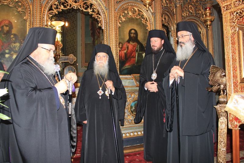 Moaştele Sfintei Mare Muceniţe Varvara au sosit la Catedrala Arhiepiscopală din Râmnicu Vâlcea