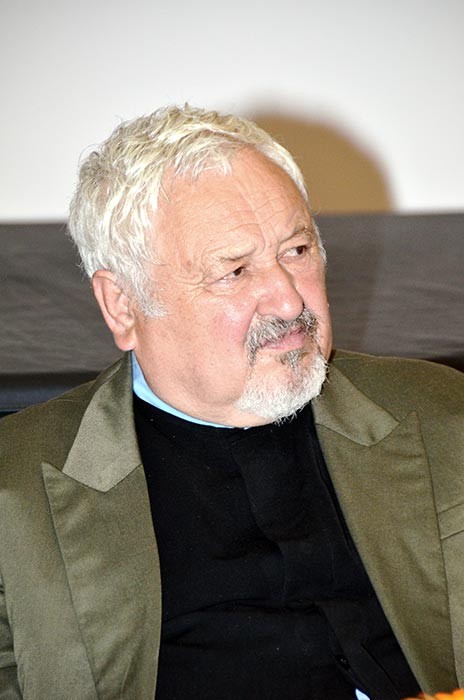 Preot Florin Bucescu: „L-am slujit pe Dumnezeu şi prin muzică“