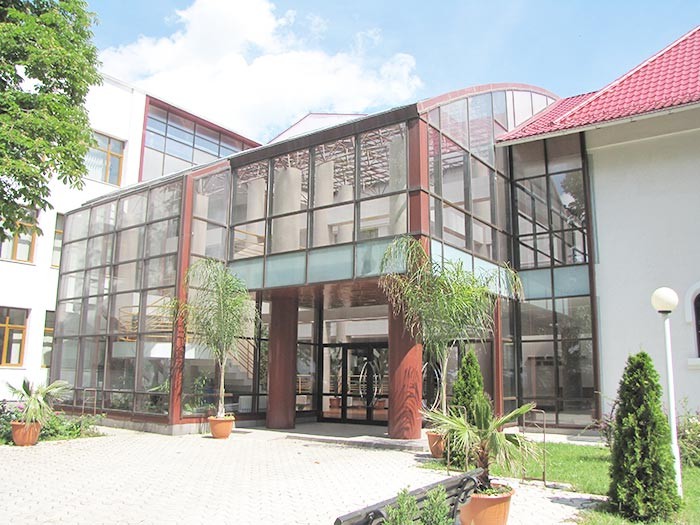 Seminarul Teologic Liceal „Sf. Vasile cel Mare“ Iaşi Încep înscrierile la seminariile teologice