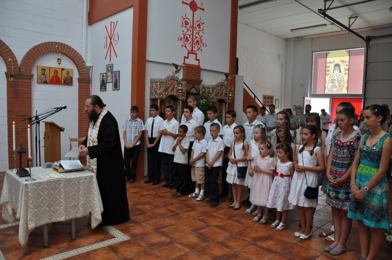 Festivitatea de încheiere a cursurilor în cadrul Şcolii parohiale Sfinţii Martiri Brâncoveni din Coslada - Spania