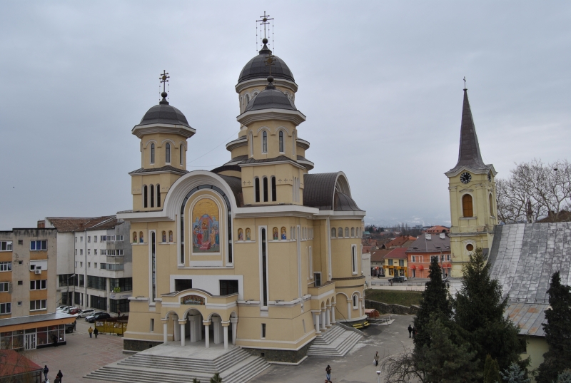 În Episcopia Caransebeşului a avut loc Festivalul internaţional de poezie