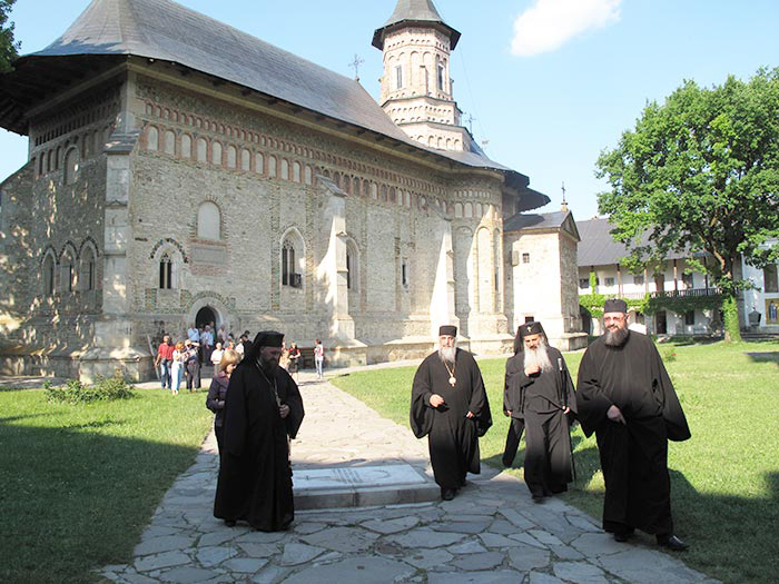 IPS Ştefan al Arhiepiscopiei de Lentekhi şi Tsageri (Georgia), în pelerinaj în Moldova şi Bucovina