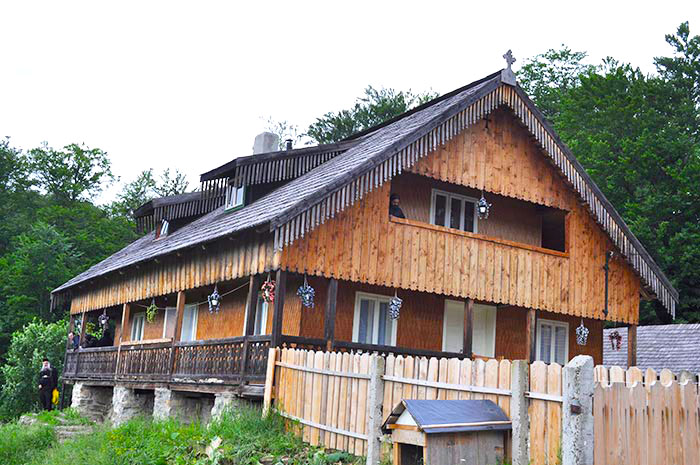 O nouă poartă către cer în judeţul Neamţ O nouă poartă către cer în judeţul Neamţ