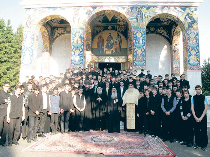 IPS Ştefan al Arhiepiscopiei de Lentekhi şi Tsageri (Georgia), în pelerinaj în Moldova şi Bucovina